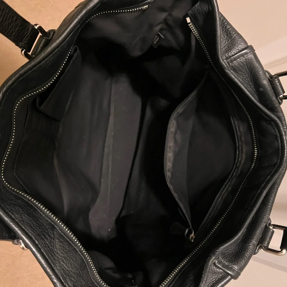 Coach Shoulder Bag - Picture 3 of 12